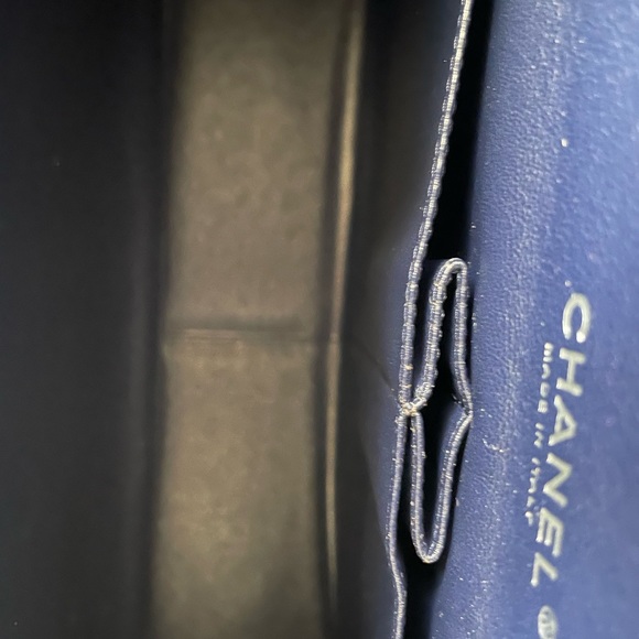 Sold Chanel Navy Caviar Maxi Double Flap bag - Picture 8 of 15